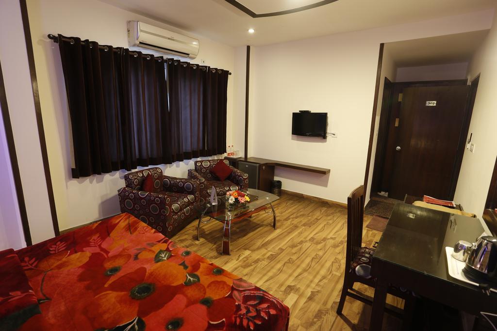 Hotel Doon Castle Dehradun Buitenkant foto